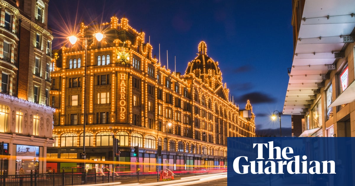 Harrods £68m in red and faces strike by dozens of restaurant workers