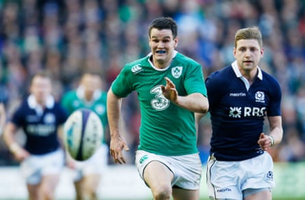Johnny Sexton and Finn Russell competing against each other in the Six Nations in 2015