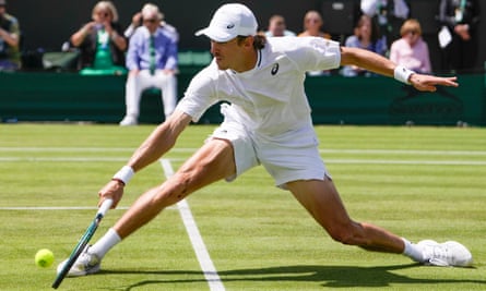 Lucky' Alex de Minaur wins armchair ride into Wimbledon final-16 | Tennis | The Guardian