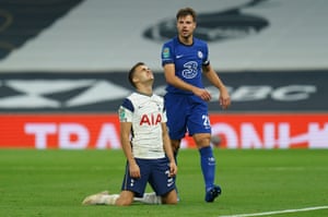 Sergio Reguilón of Tottenham Hotspur reacts after failing to score as Cesar Azpilicueta of Chelsea walks past.