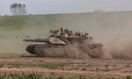Russia-Ukraine war live: Biden says decision to send US tanks to Ukraine is ‘no offensive threat’ to Russia