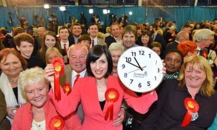 Labour’s Bridget Phillipson re-elected MP for Houghton and Sunderland South, 2015, while holding a large clock with the time 2250.