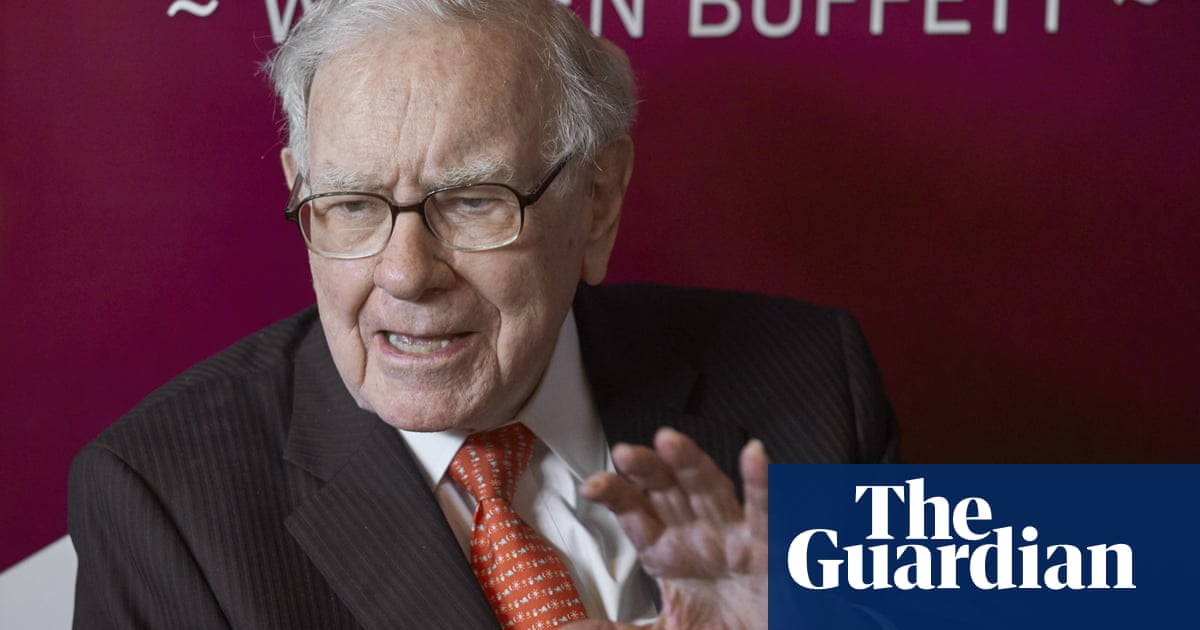 Warren Buffett announces retirement from leading Berkshire Hathaway