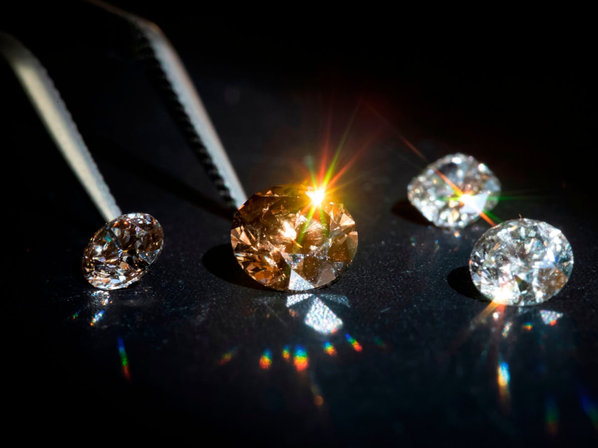 The Brilliance: A Guide to Diamond Shapes and Cuts - CBD Mad