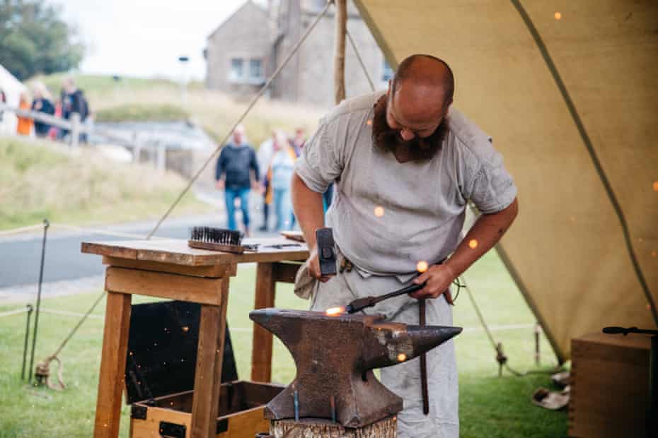 Recreadores de herrero en Dover Castle