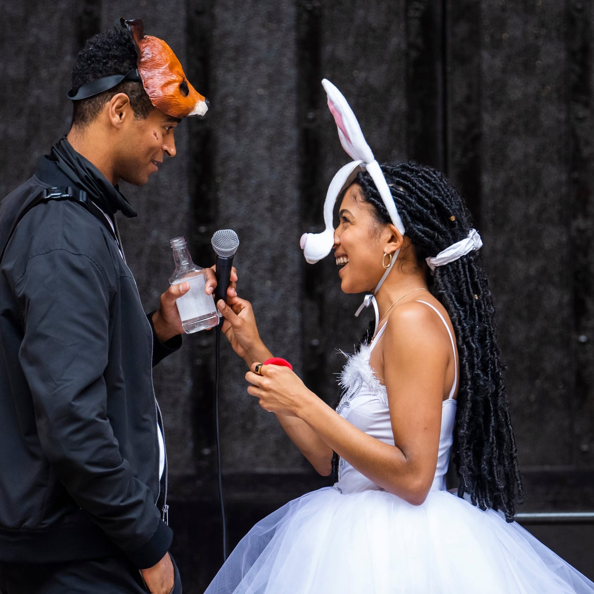 Romeo And Juliet Review A Bold Rewiring With No Room For Romance Theatre The Guardian Osf Romeo And Juliet 2022 Review