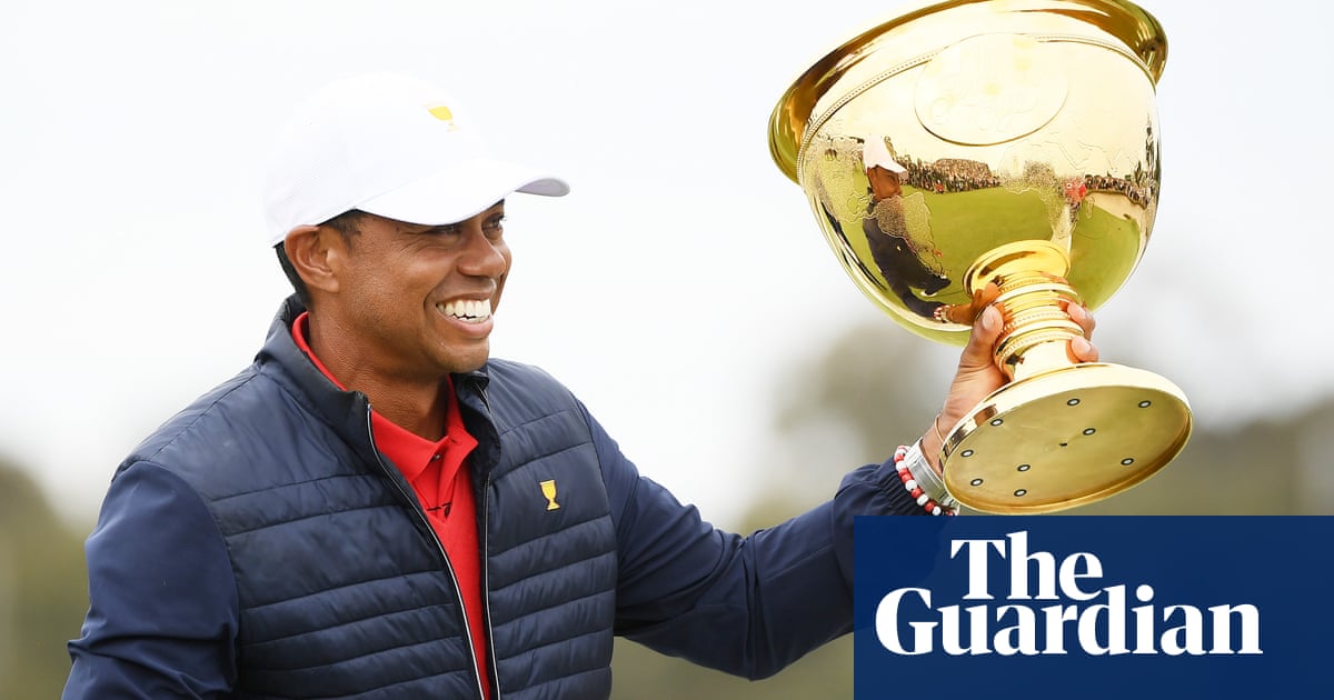 Tiger Woods leads USA to stunning comeback victory in Presidents Cup
