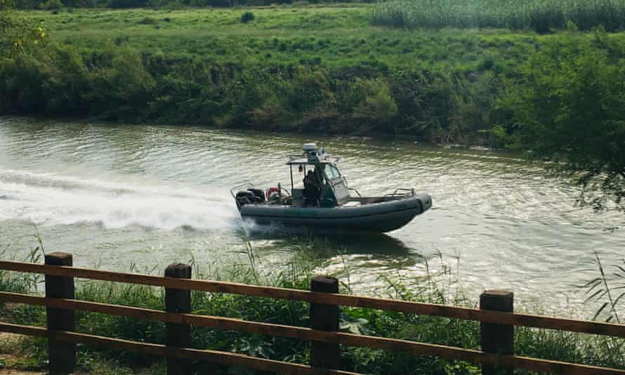 The River Is Treacherous The Migrant Tragedy One Photo Can T Capture Us Mexico Border The Guardian The River Is Treacherous The Migrant Tragedy One Photo Can T Capture Us Mexico Border The Guardian