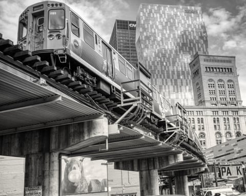 Chicago, US ‘A street scene of an elevated train in Chicago, US.’