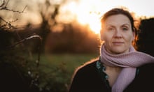 4689.jpg?width=220&dpr=1&s=none&crop=5%3A3