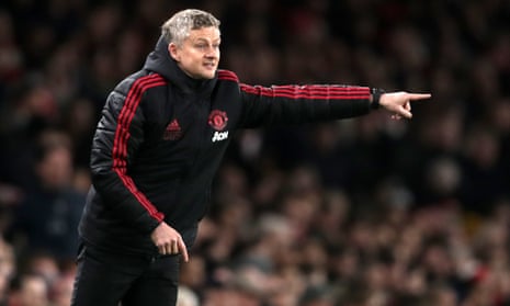 Manchester United manager Ole Gunnar Solskjær issuing instructions during the team’s win at Arsenal in the FA Cup on Friday.