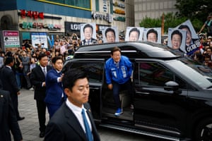 Lee Jae-myung attends a campaign event