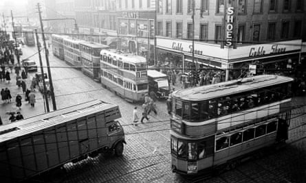 Glasgow Junction20th August 1955: Trams crossing the junction where Argyle Street crosses Union Street in Glasgow, near the Central Station. The tram system has been designed to alleviate problems in this area which often suffers from traffic jams and bottle-necks. The long term suggestions for a solution include a by-pass, which would enable vehicles to travel through the outskirts of the city, and an outer circle road around Glasgow at a distance of four miles from the city centre. Original Publication: Picture Post - 7942 - Let Glasgow Flourish! - pub. 1955 (Photo by Haywood Magee/Picture Post/Getty Images)