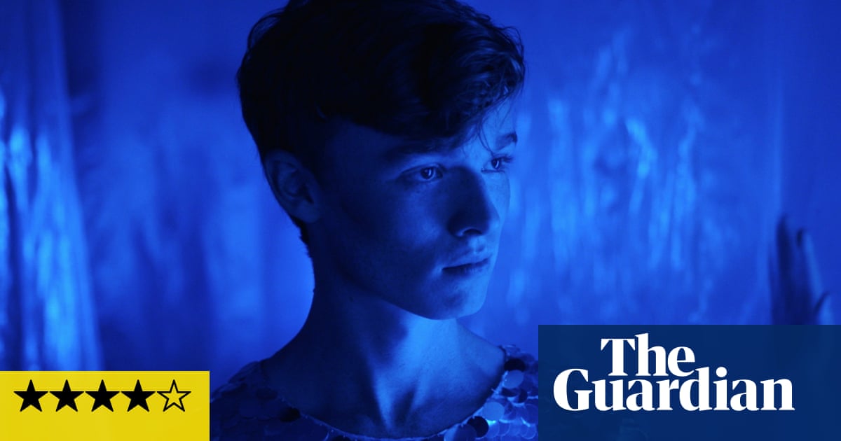Sequin in a Blue Room review – electrifying foray into online hookup culture