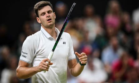 Novak Djokovic melawan kekuatan Hubert Hurkacz untuk membangun keunggulan dua set |  Wimbledon 2023
 | KoranPrioritas.com