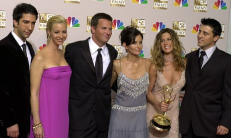 David Schwimmer, Lisa Kudrow, Matthew Perry, Courteney Cox, Jennifer Aniston and Matt LeBlanc in 2002.
