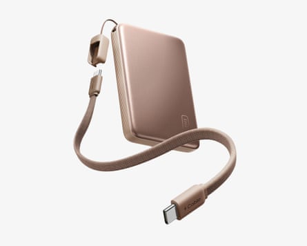 Iniu SnapGo magnetic power bank P781.