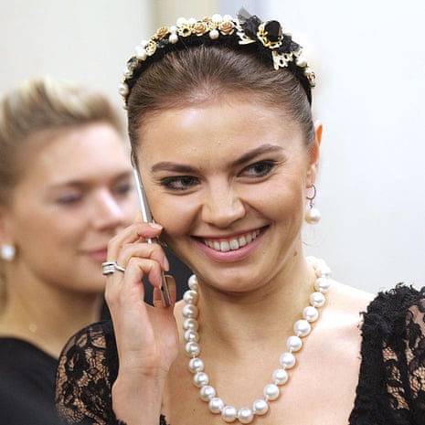 Alina Kabaeva on phone