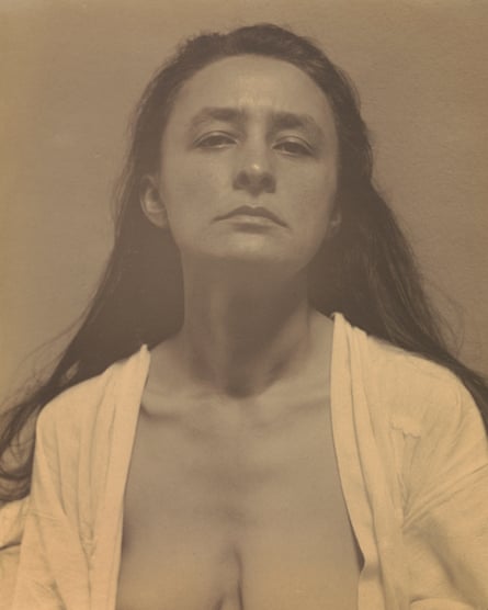 photograph of Georgia O’Keeffe, 1918, by Alfred Stieglitz