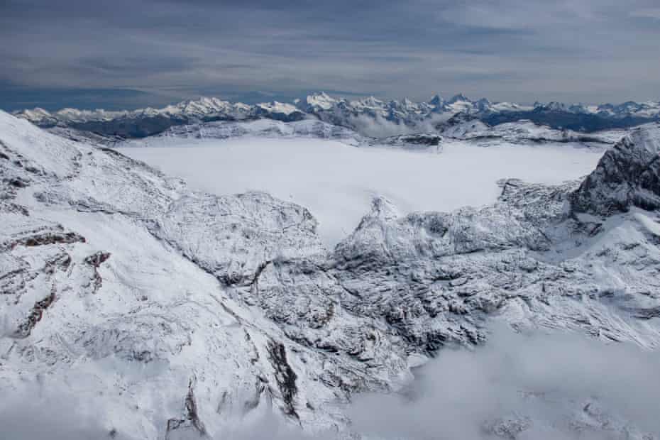 Glacier de Plaine Morte.