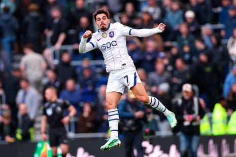 Pedro Neto of Chelsea celebrates after scoring a goal