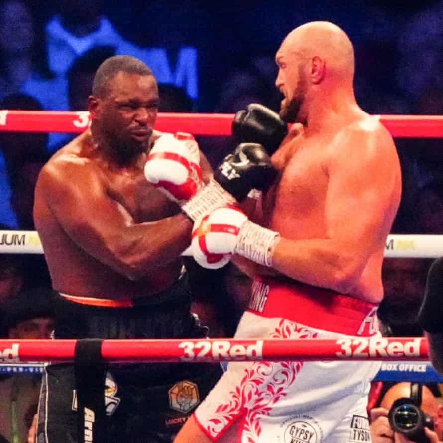 Tyson Fury lands an uppercut to knock out Dillian Whyte.