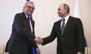 Jean-Claude Juncker (left) and Vladimir Putin, Russia’s president, at a meeting in St Petersburg in 2016.