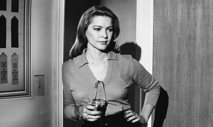 Cinema legend Ellen Burstyn: 'It was never my intention to be a movie star' | Movies | The Guardian