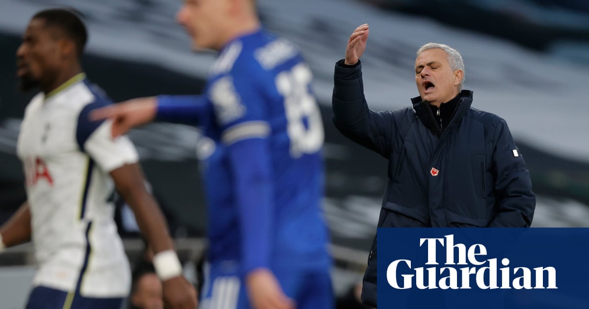 Mourinho rues poor Spurs start as Rodgers hails amazing Leicester