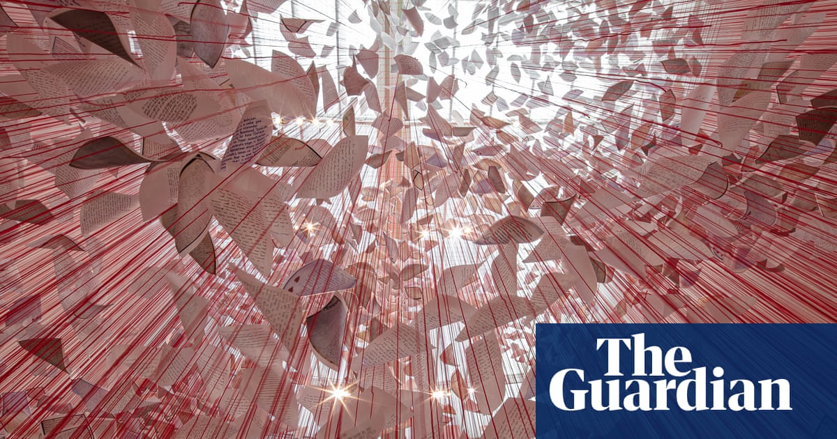 Fabric of memory: the artists turning secondhand clothes into monumental art