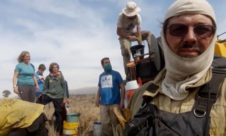 Jorge Martini and his group of volunteers, the Cosquín Environmental Brigade