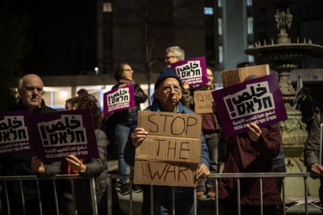 मध्य पूर्व संकट लाइव: लापता पायलट को खोजने के लिए अमेरिका और ईरान में होड़; ट्रंप ने होर्मुज जलडमरूमध्य को लेकर तेहरान को चेतावनी दी