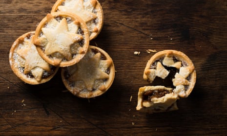Iceland mince pies with star-shaped tops.