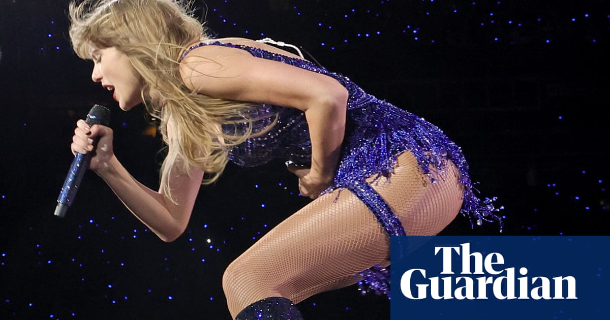 Изисква се невероятна издръжливост за да пееш и танцуваш три