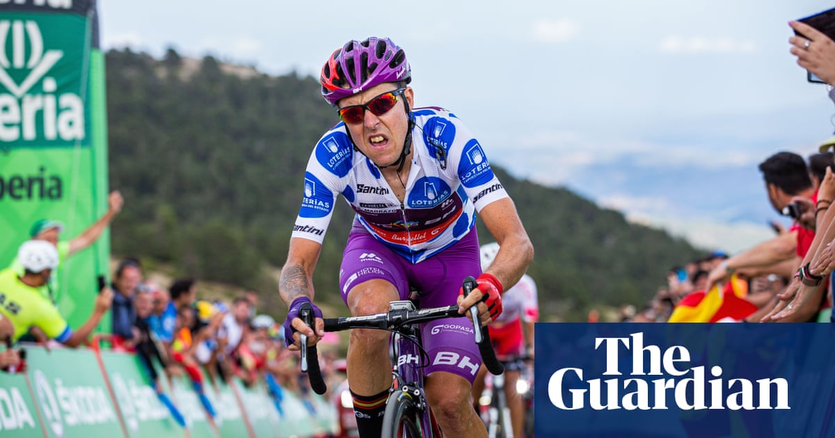 Ángel Madrazo wins Vuelta stage five as Miguel Ángel López takes red jersey