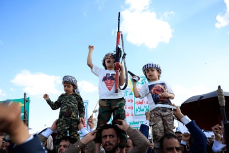 Young Houthi supporters shout slogans during a solidarity rally with Iran after the US-Iran ceasefire deal, in Sana’a, Yemen.