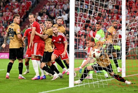 Bayern Munich take the lead against Stuttgart through Dayot Upamecano
