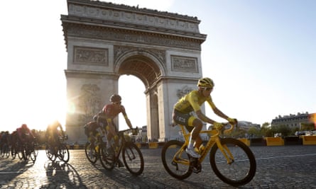 Colombia’s Egan Bernal rides past the Arc de Triomphe on Sunday.