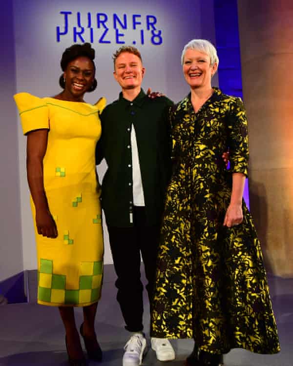 Prodger with Chimamanda Ngozi Adichie and Tate director Maria Balshaw at the ceremony.