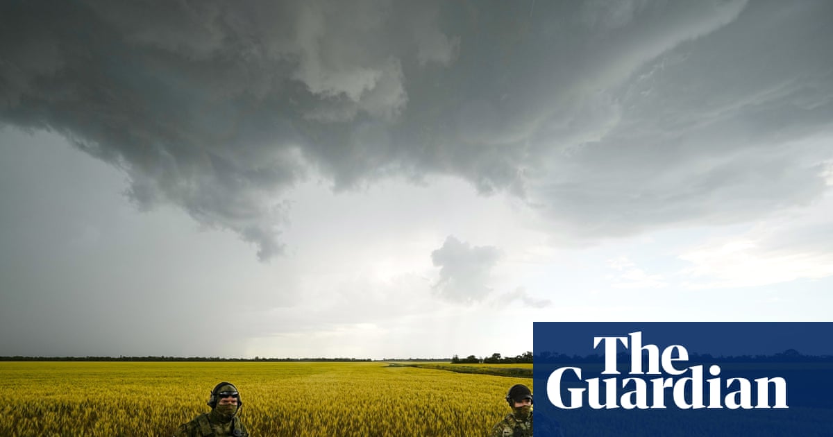 Russian army chiefs torturing and executing soldiers who refuse to fight in Ukraine, report says