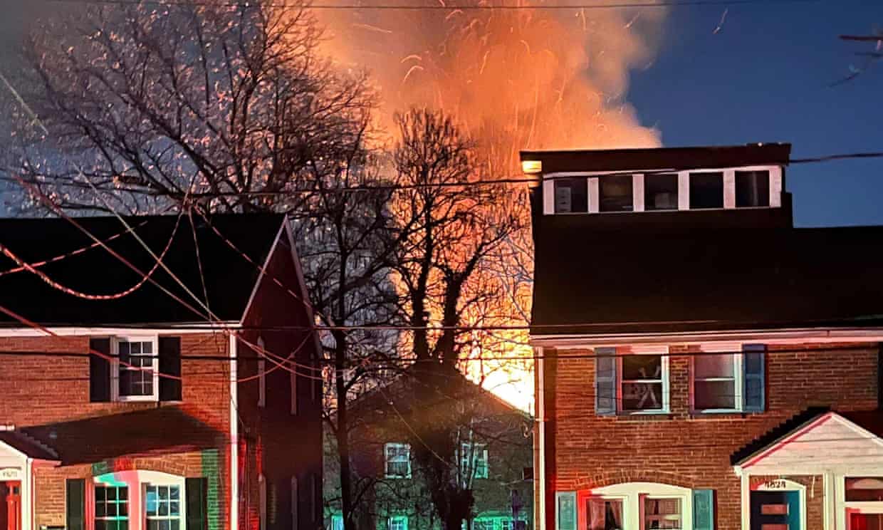 Suspect inside house that exploded fired flare gun 30 to 40 times, US police say (theguardian.com)