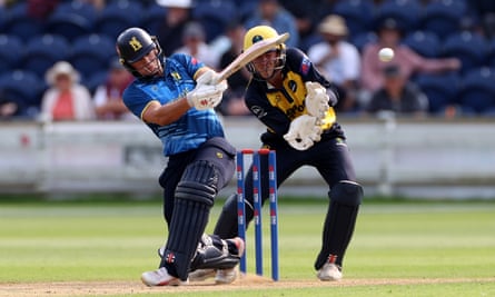 Warwickshire newcomer Kai Smith in action against Glamorgan.