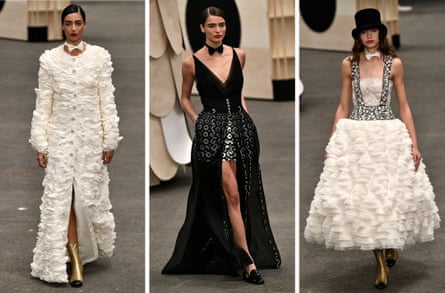 La colección de alta costura primavera-verano 2023-2024 de Chanel en la Semana de la Moda de París el martes.