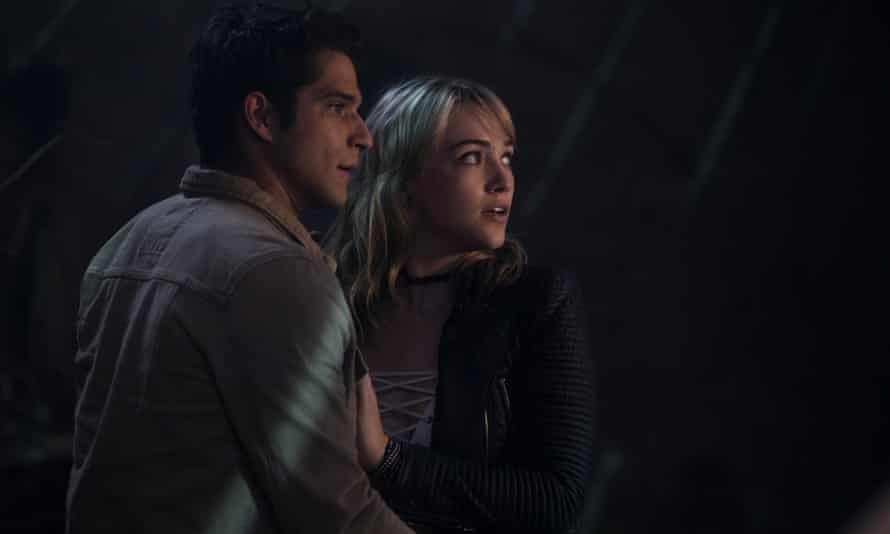 Truth Or Dare Review Horror Games Fall Flat Horror Films The Guardian Truth Or Dare Review 2022