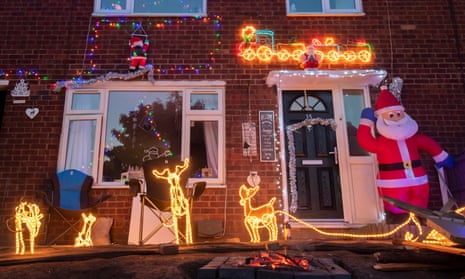Light brigade: the Christmas holdouts keeping their decorations up ...