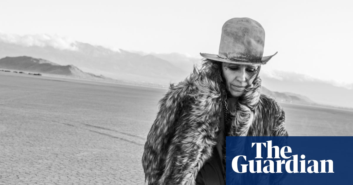 El mejor regalo que mamá me dio fue una muerte en paz: Linda Perry sobre cáncer, abuso y su intenso documental