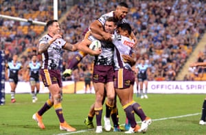 NRL, Broncos against sharks