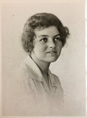 Jean Curlewis, who worked as a volunteer nurse during the Spanish flu outbreak.