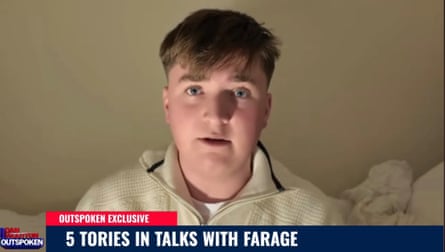 5 Tories in talks with Farage.