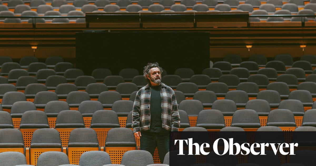 ¿Es el actor Michael Sheen la persona adecuada para rescatar el teatro galés? | Financiación de las artes ¿Es el actor Michael Sheen la persona adecuada para rescatar el teatro galés? | Financiación de las artes